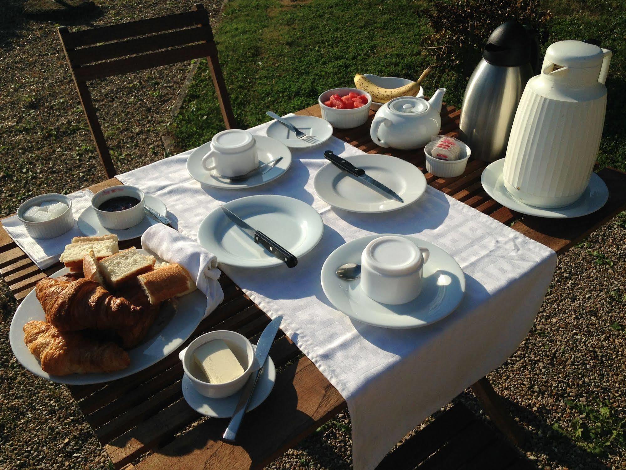 La Gueulardiere Bed and Breakfast Vernon  Eksteriør billede